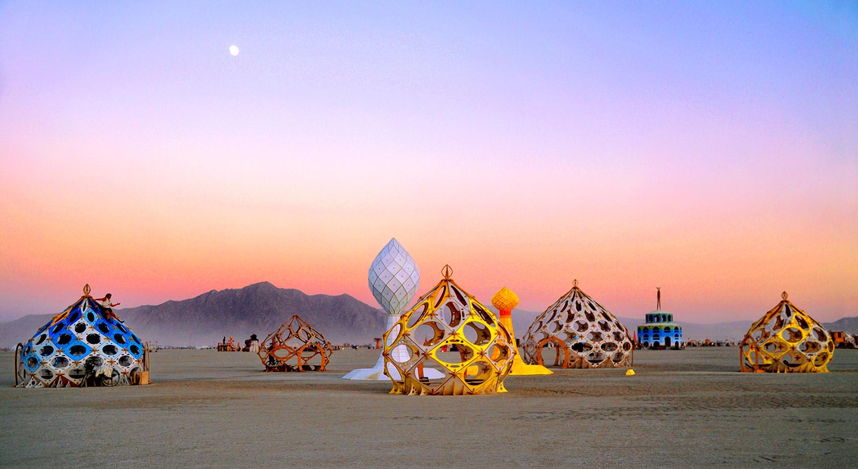 Photographer Philippe Glade documents Burning Man