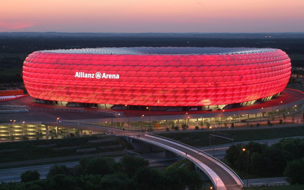 Bayern Munich Stadium At Night Wallpapers free desk 4K backgrounds