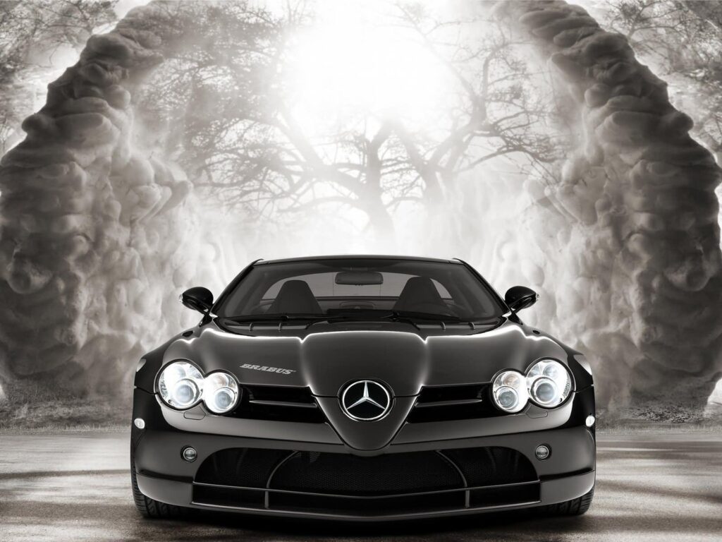 Mercedes Benz SLR McLaren desk 4K wallpapers