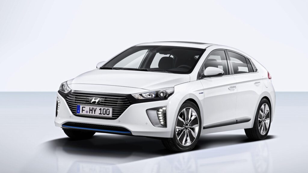 Hyundai Ioniq Electric Hybrid Wallpapers