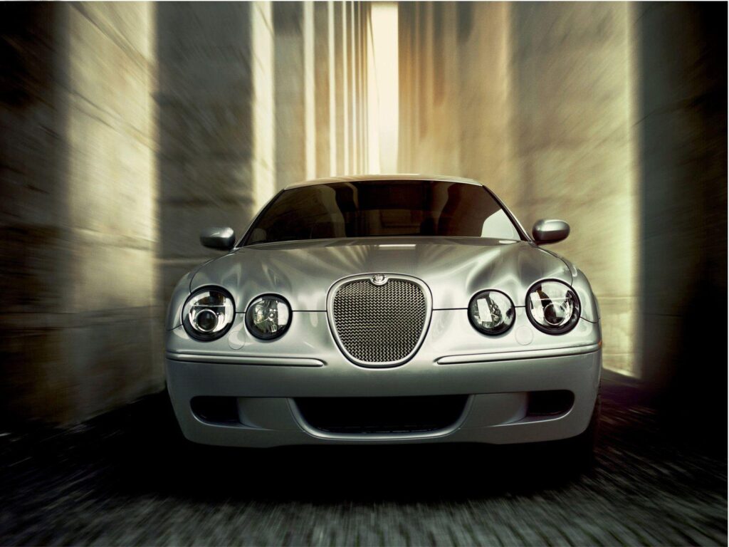 JAGUAR S