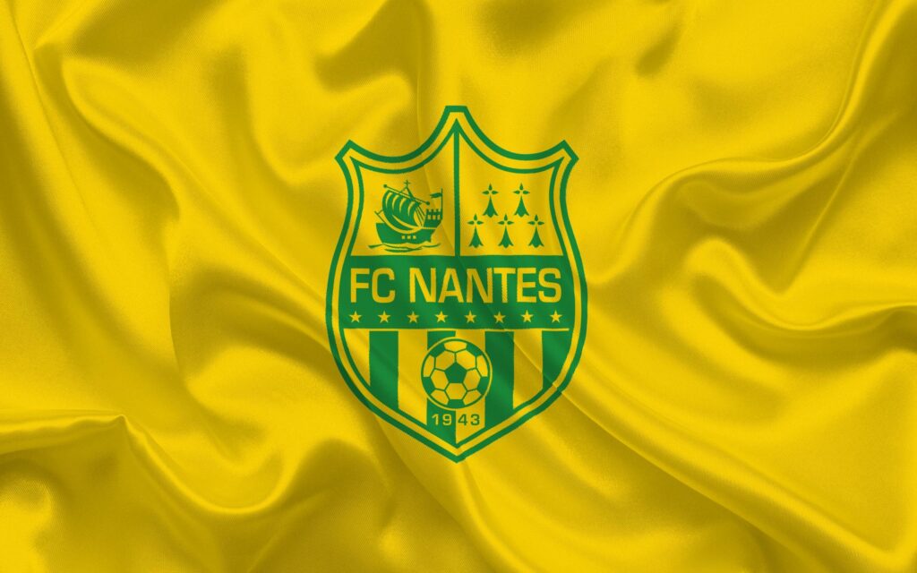 Download wallpapers FC Nantes, Football club, Nantes emblem, logo