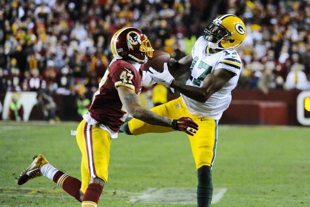 Davante Adams Injury Packers receiver is reportedly likely to