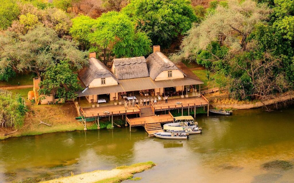 Royal Zambezi Lodge – Resident Classic – Voyazed