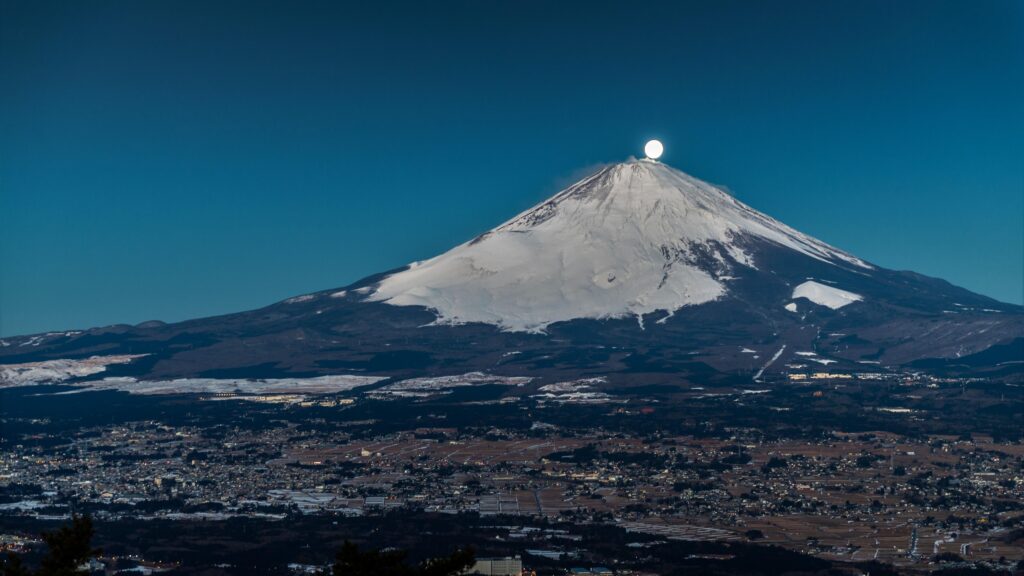 Full Moon On The 4K Of Mount Fuji K UltraHD Wallpapers