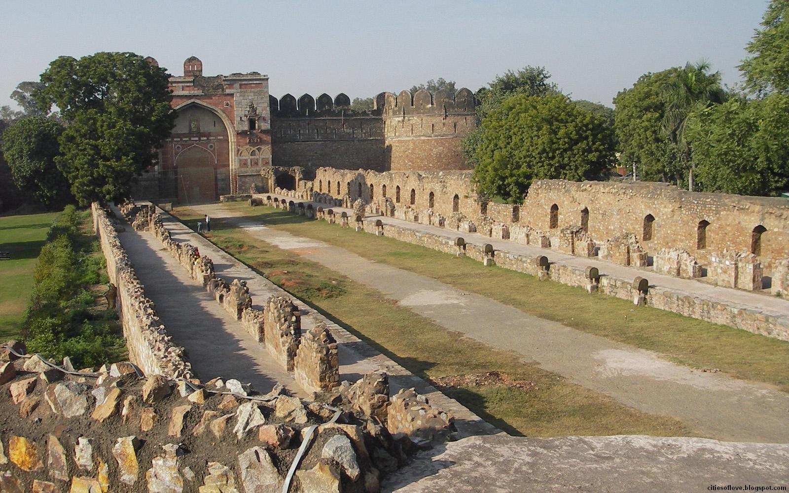 New Delhi Historical Ruins Beautiful Indian City India 2K Desktop