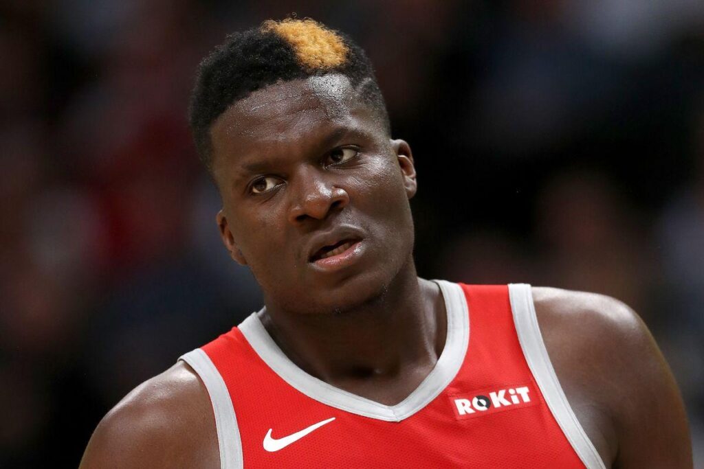 Clint Capela out four to six weeks with injured thumb