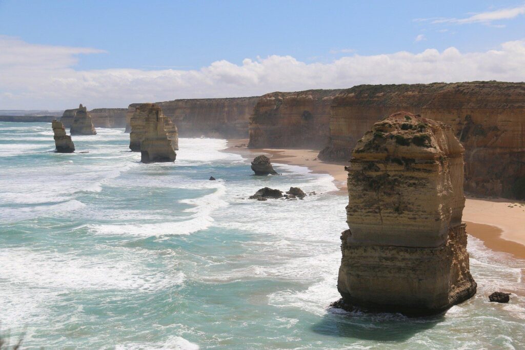The Twelve Apostles, Great Ocean Road in Victoria, Australia HD