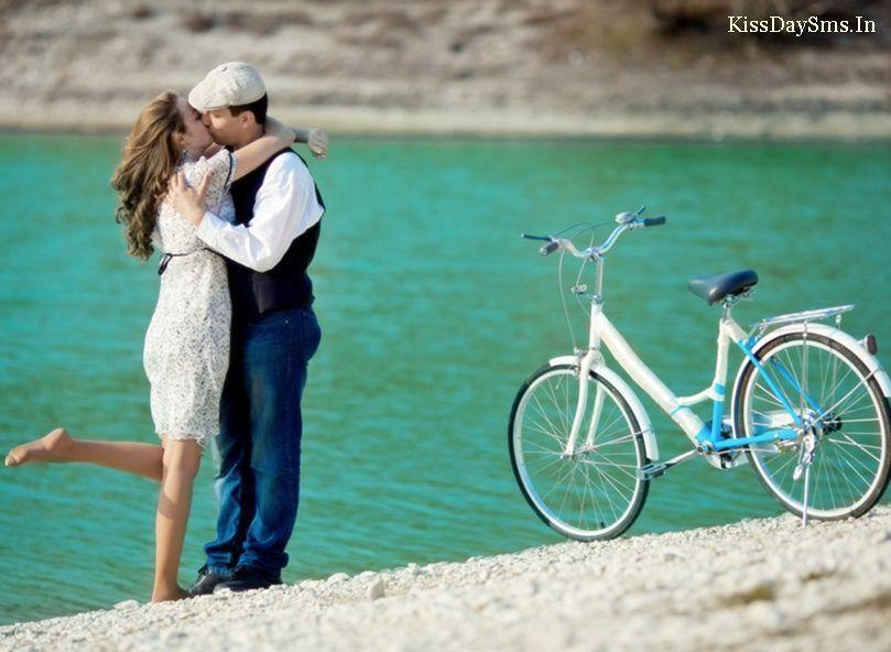 Happy Kiss Day Wallpaper Wishes Msg Sms pics For Whatsapp
