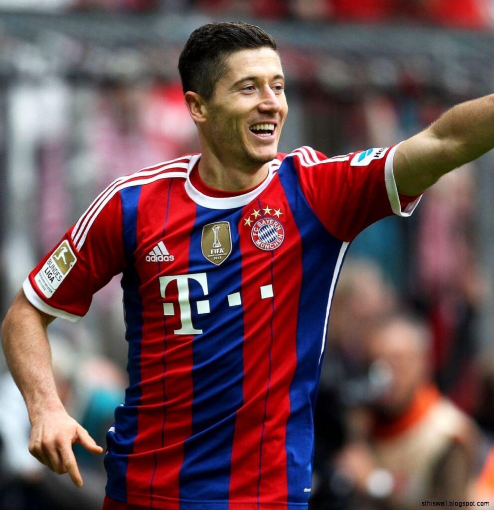 Robert Lewandowski Wallpapers 2K Wallpapers With Resolution