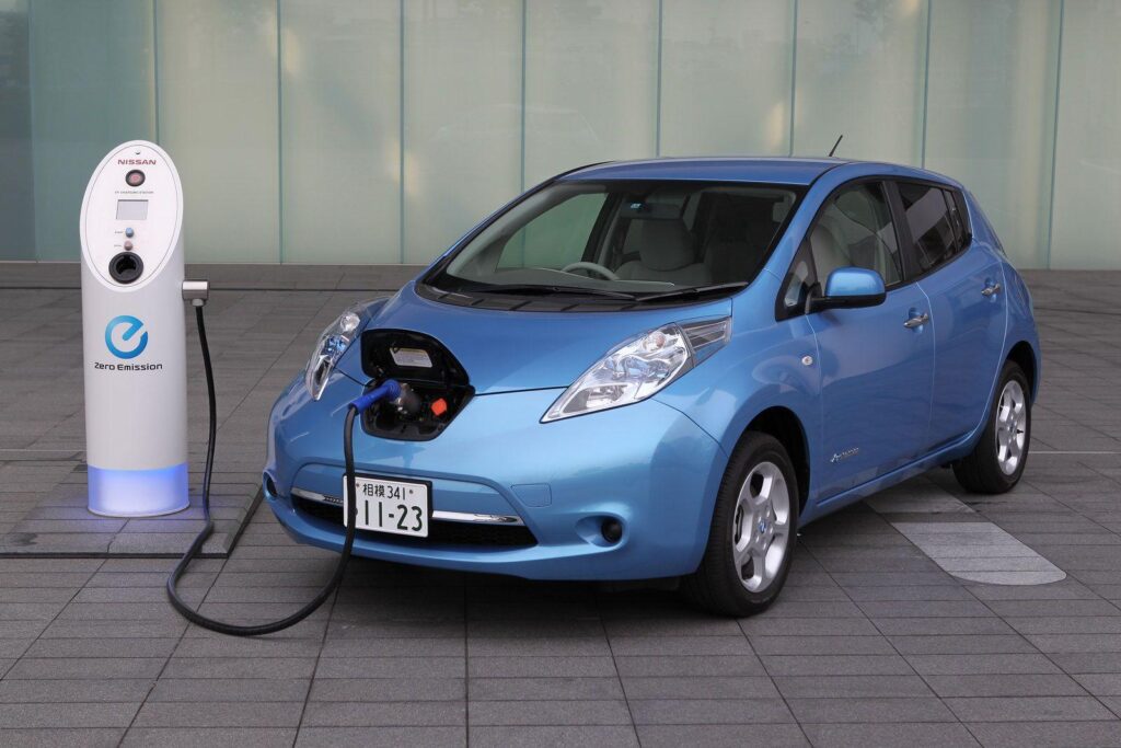 Nissan Leaf Photos and Wallpapers