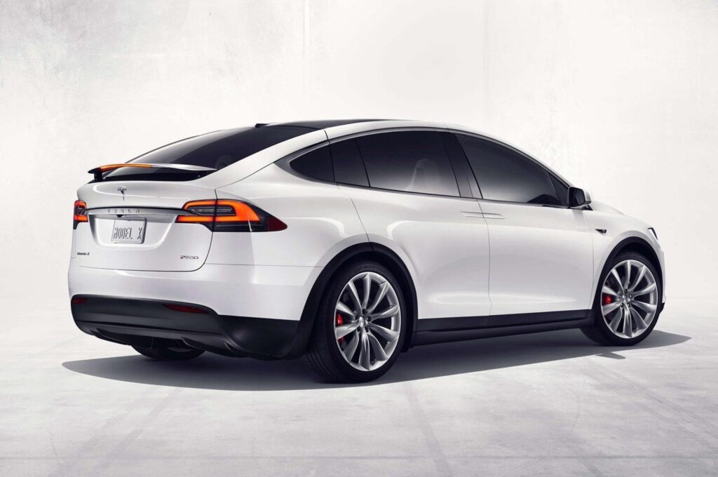 Best Tesla Model Y Look 2K Wallpapers