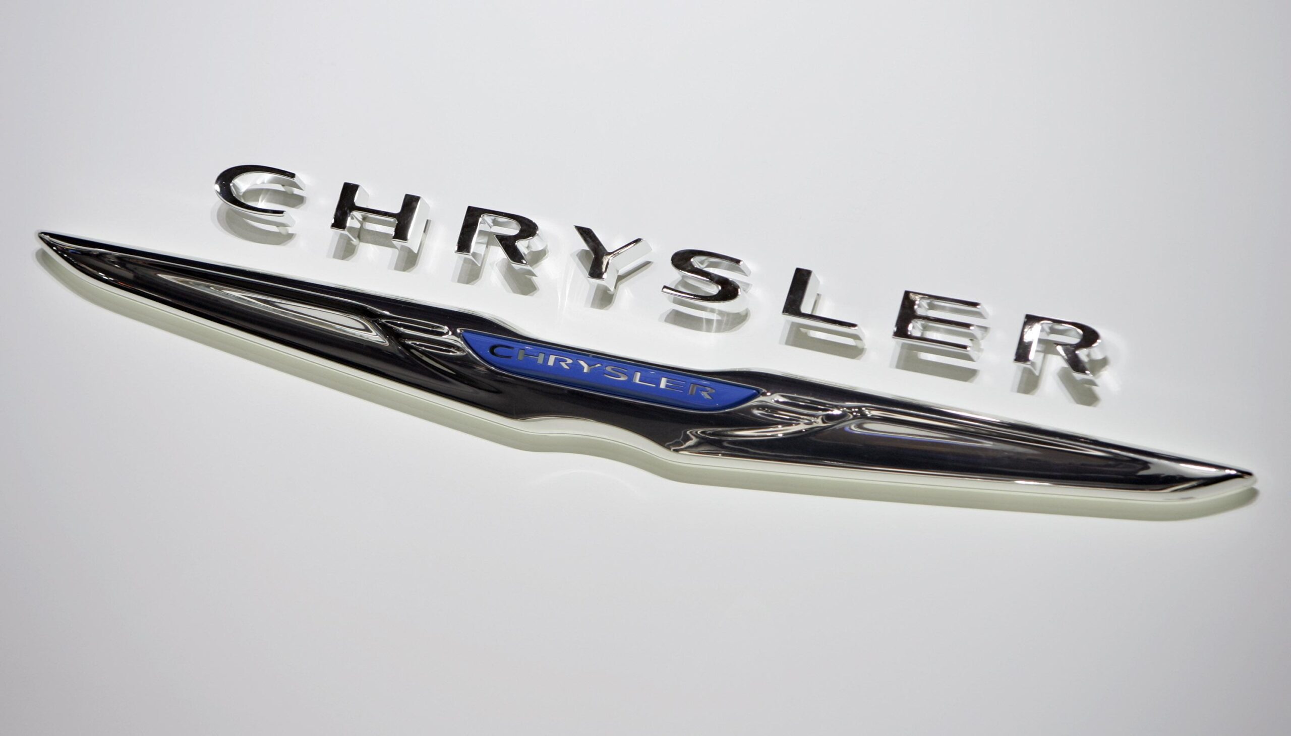 Chrysler Logo Wallpapers