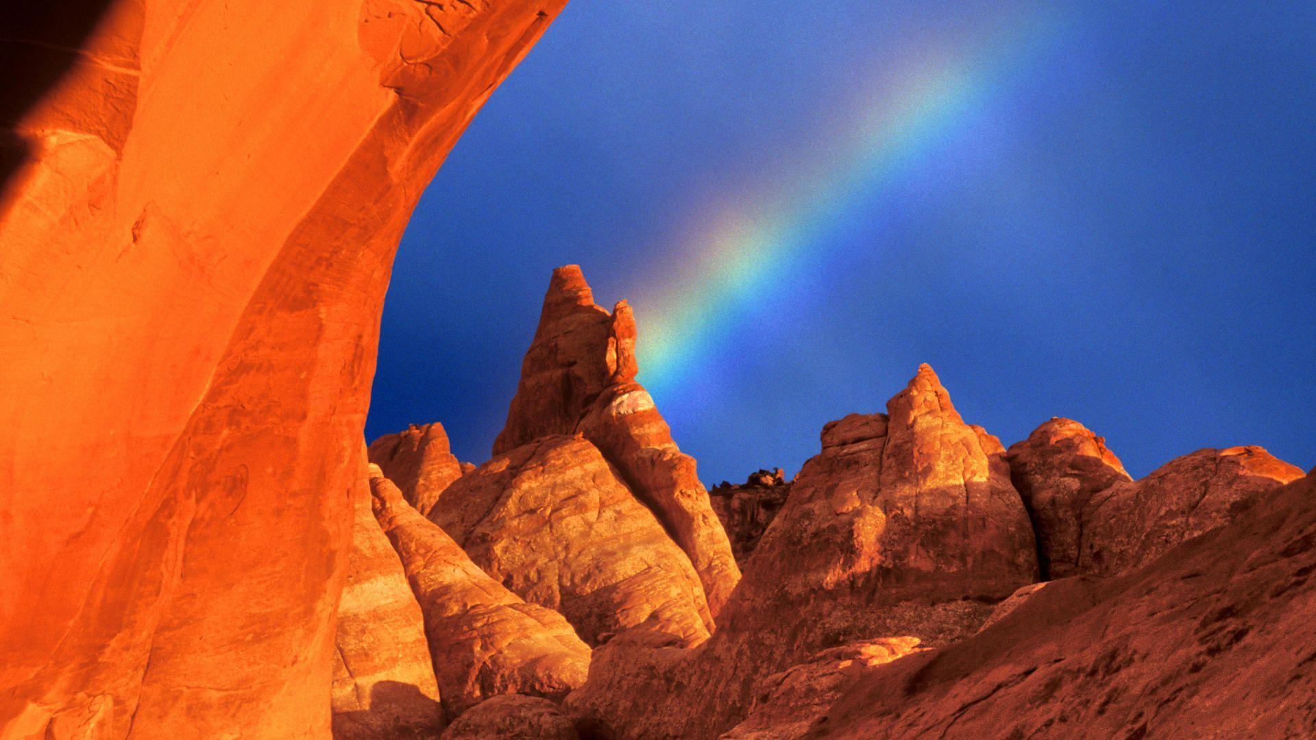 Skyline Arch Arches National Park Utah Us
