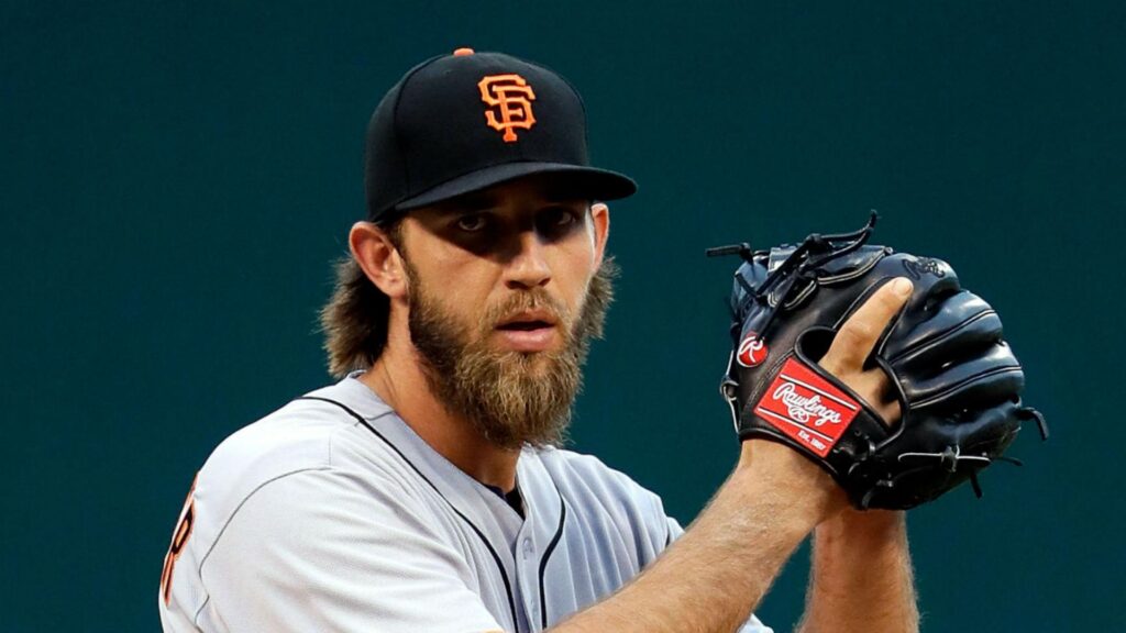 Giants’ Madison Bumgarner says he’ll refuse to enter game following