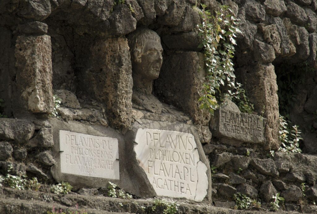 Monuments in Pompeii, Italy wallpapers and Wallpaper