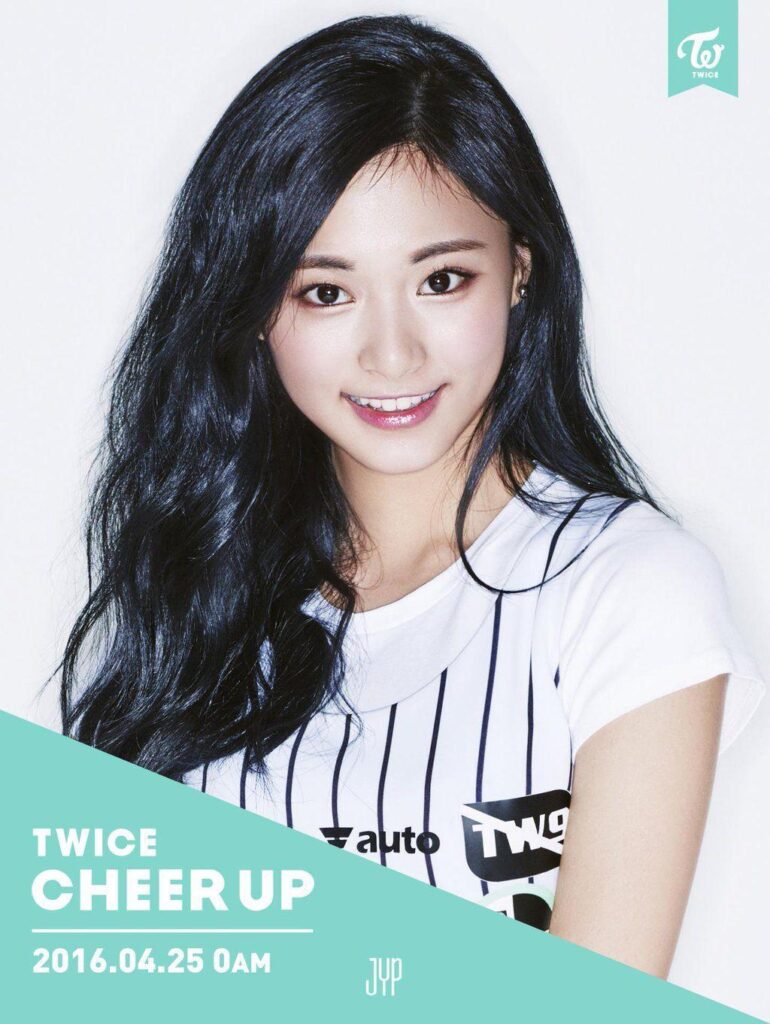 Tzuyu cheer up teaser