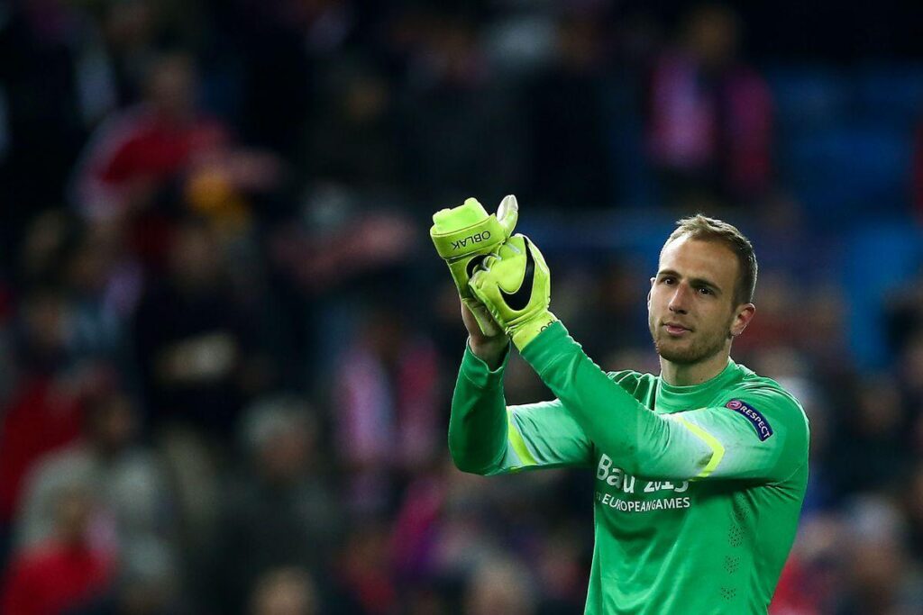 Jan Oblak signs contract extension including £m release clause