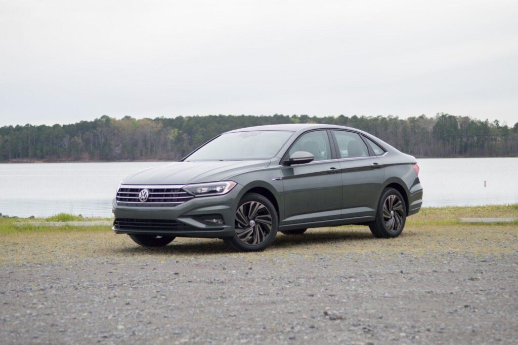 New Volkswagen Passat Design High Resolution Wallpapers