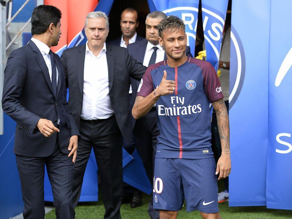 Ligue » News » PSG sell , Neymar shirts on first day