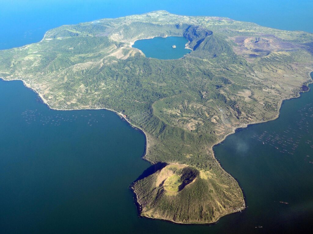 The Most Intense Volcanic Craters in the World