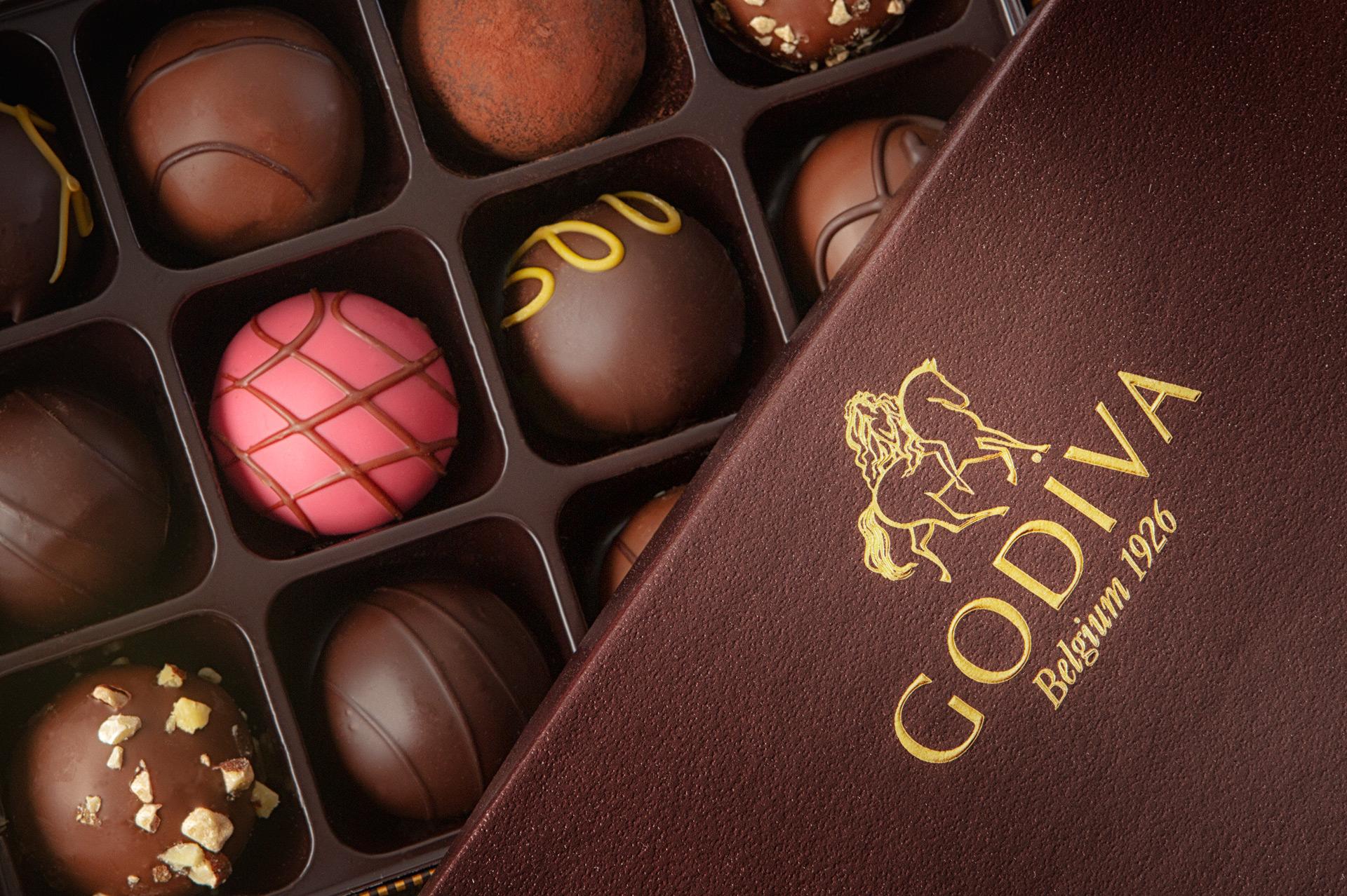 Godiva box with chocolates – Joshua Reis