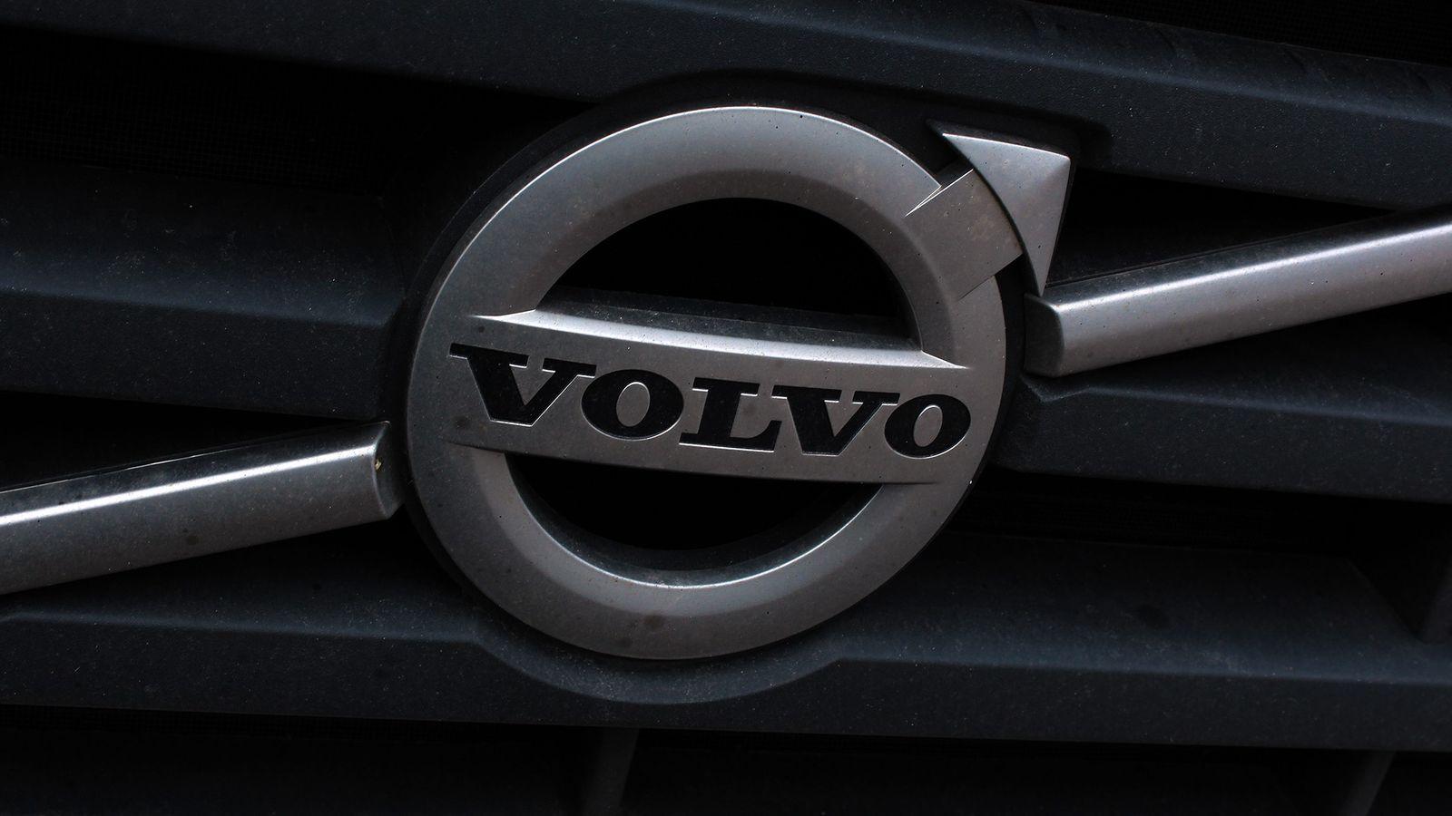 Volvo Truck Logo Wallpapers