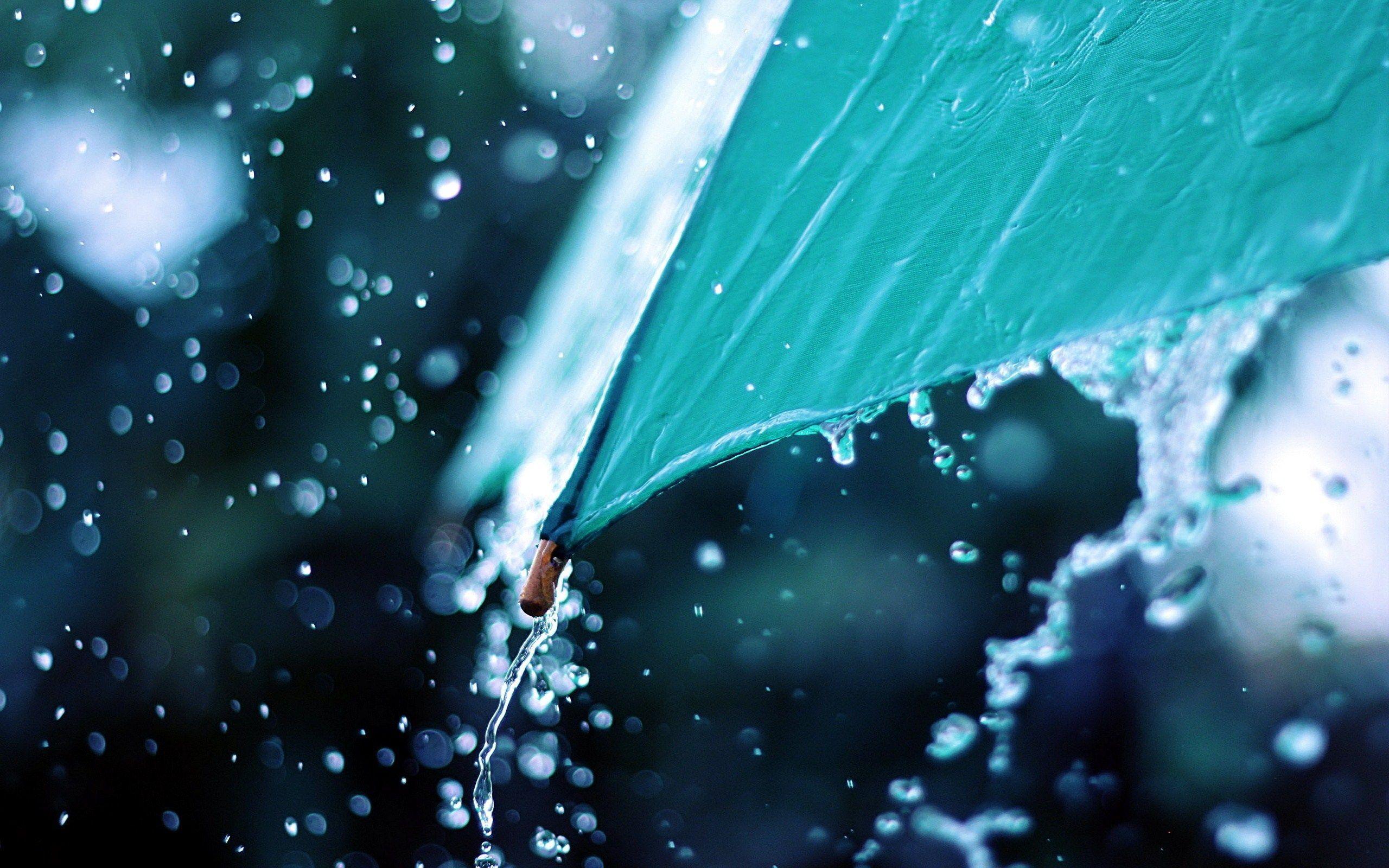 Water Flows From Umbrella Rain 2K Wallpapers