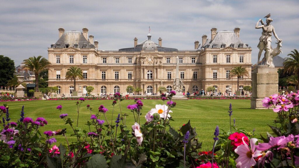 Luxembourg Palace 2K Wallpapers