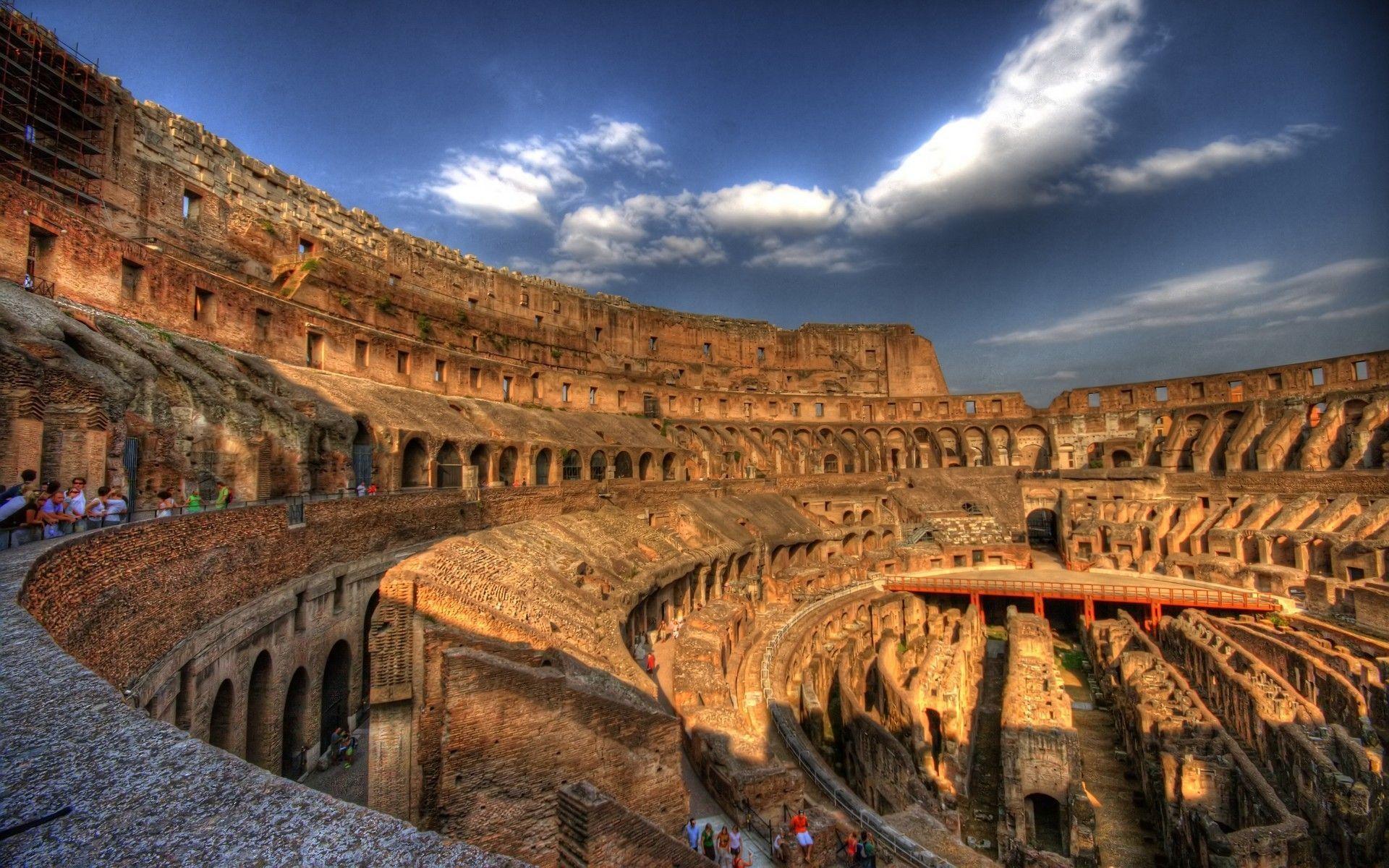 Roma Colosseum in Architecture