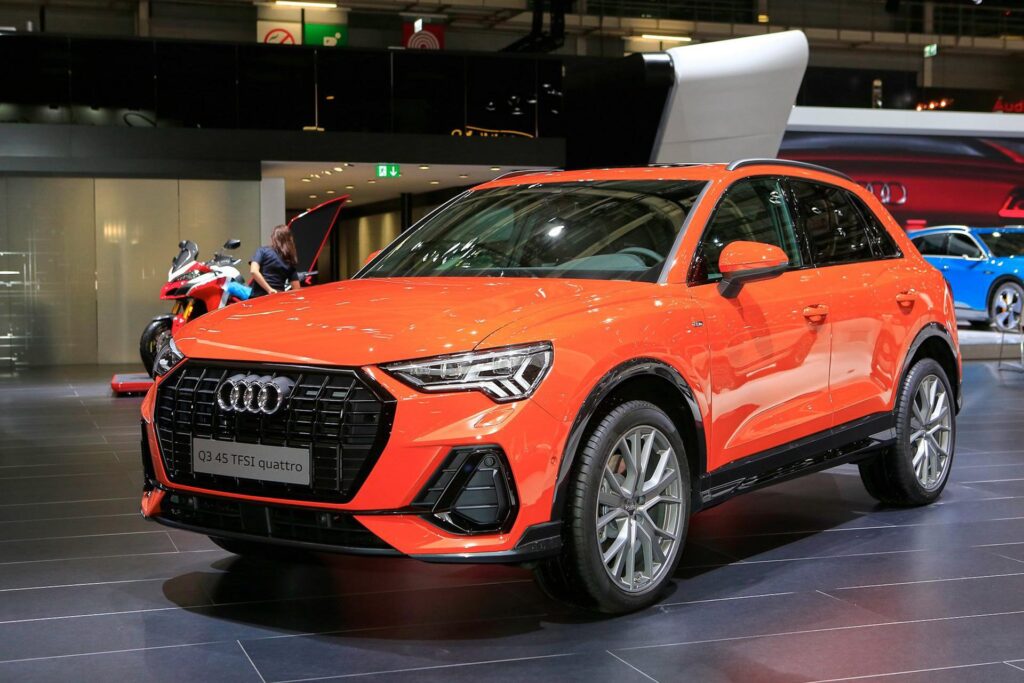 Audi Q bows with sporty look, high