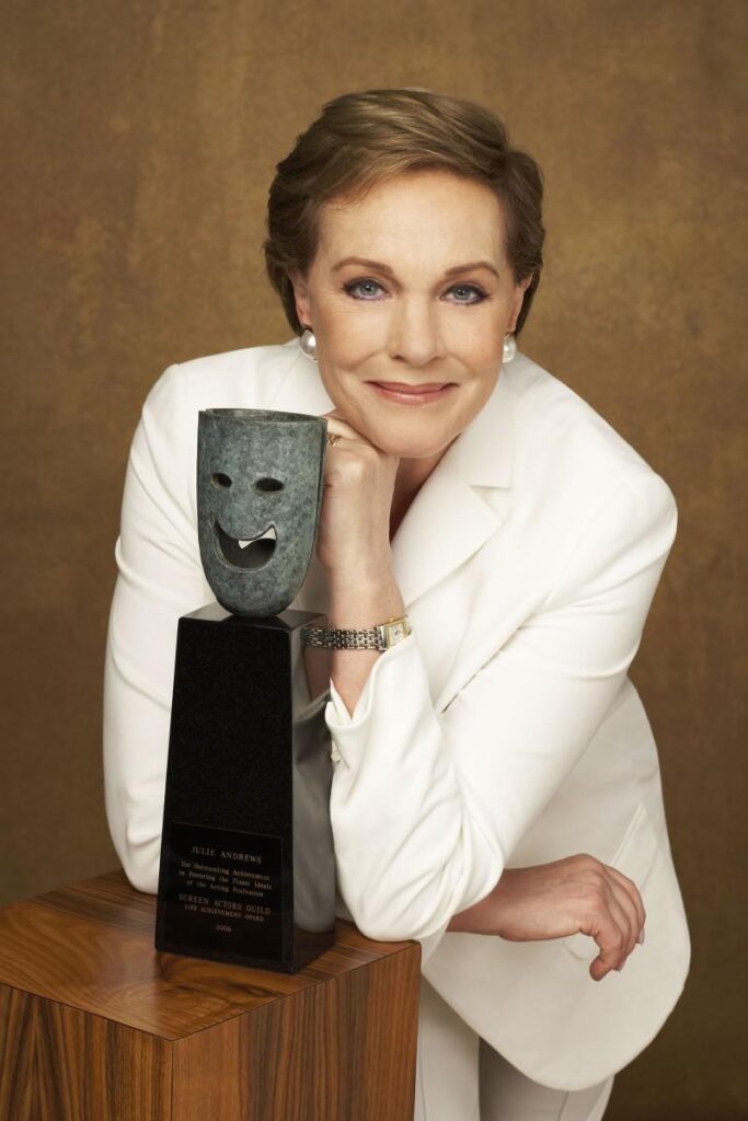 Julie Andrews photo of pics, wallpapers