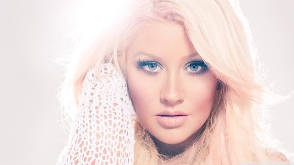 Christina Aguilera Beautiful 2K Wallpapers