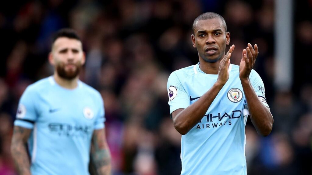 Fernandinho calls on ‘experienced’ Manchester City players to step