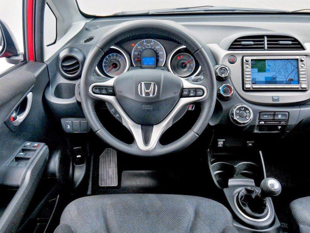 Honda Jazz 2K Car Wallpapers ! Car Wallpapers HD