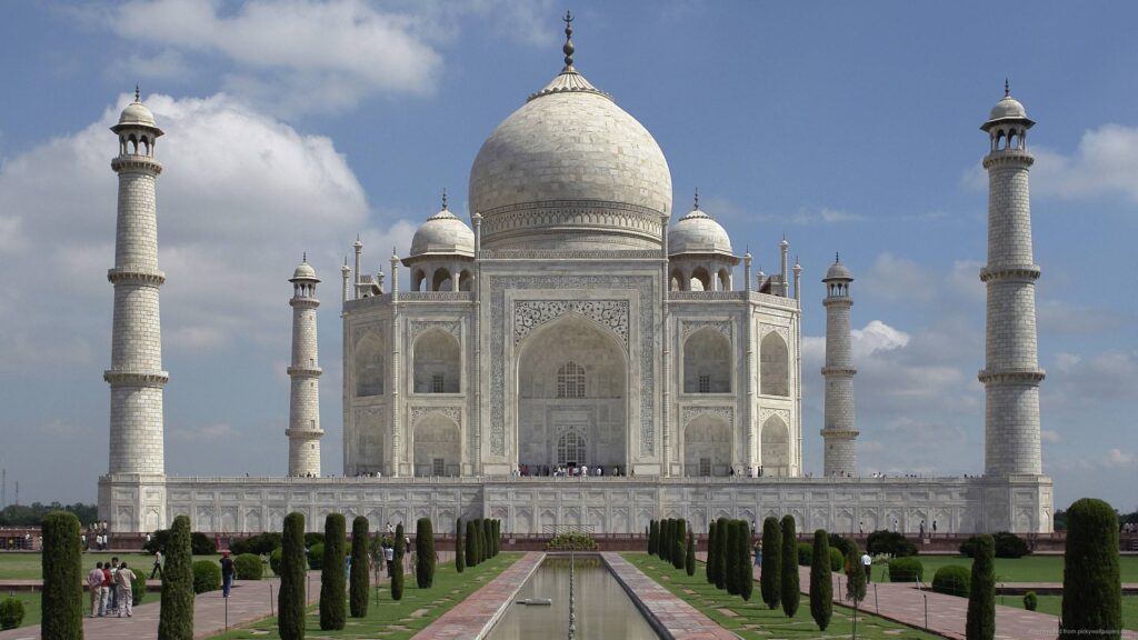Download Taj Mahal Wallpapers