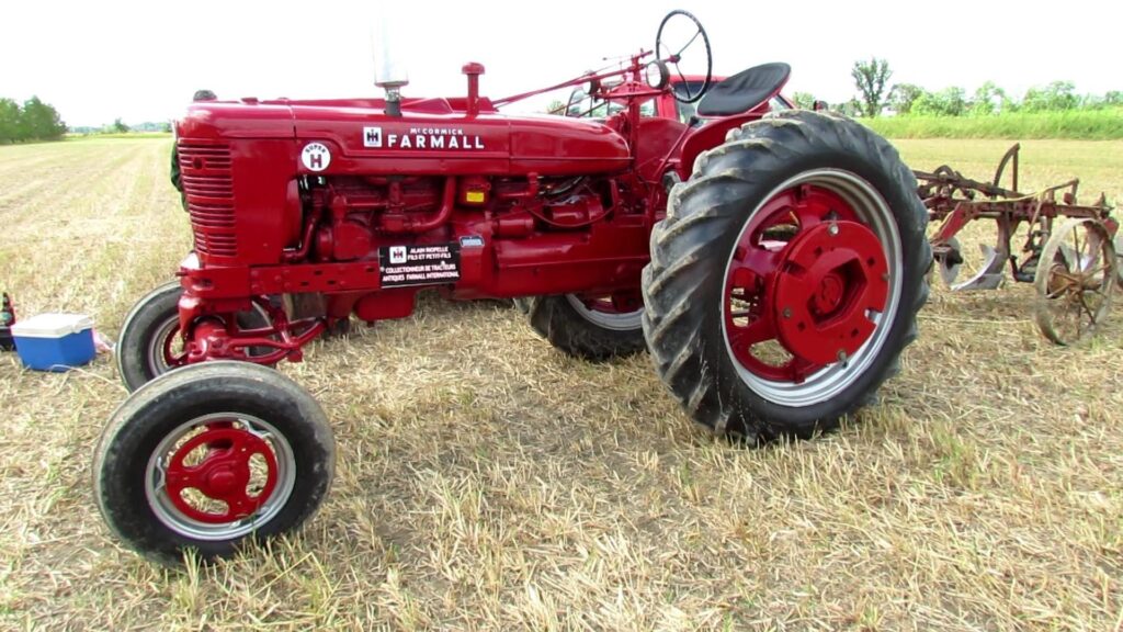 Farmall Tractor 2K Wallpapers