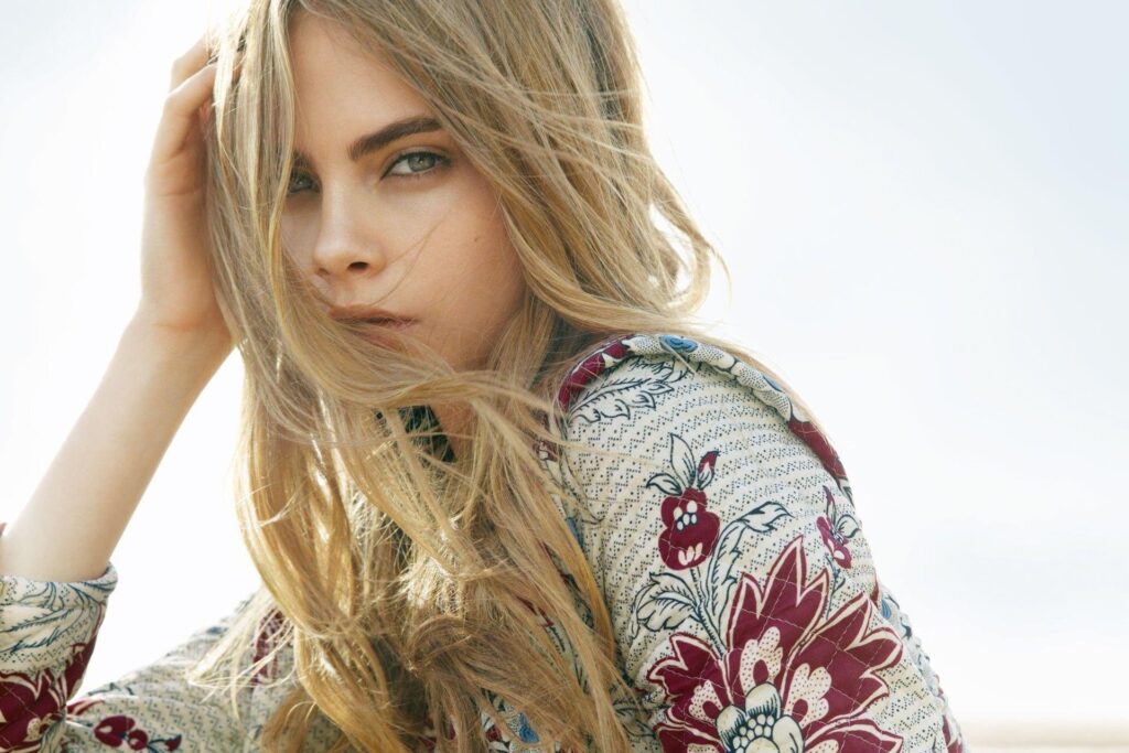 Cara Delevingne download free 2K wallpapers