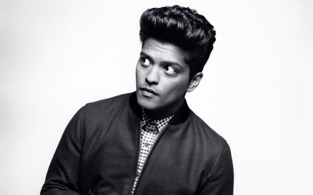 Bruno Mars 2K Wallpapers