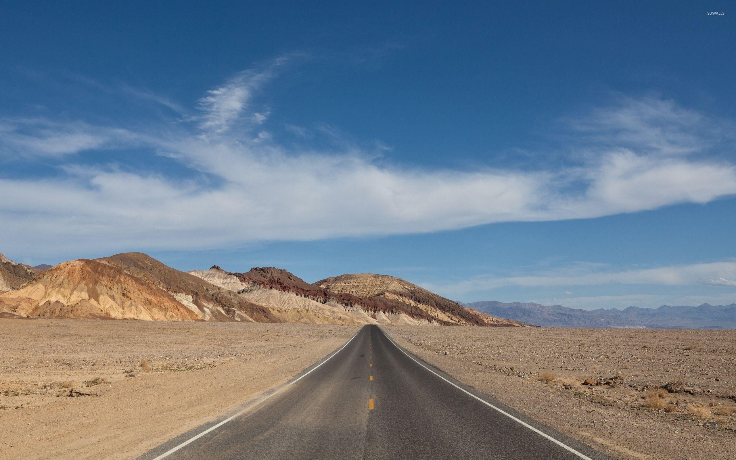 Road passing through Death Valley National Park wallpapers