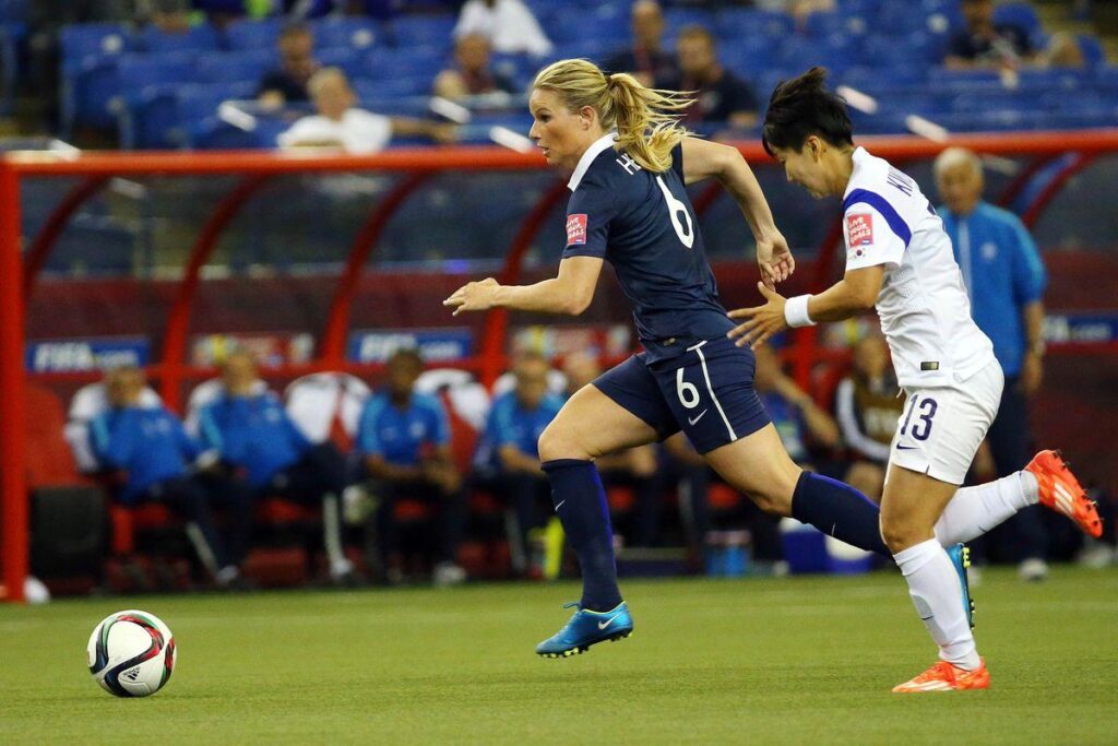 Amandine Henry Officially Joins the Portland Thorns