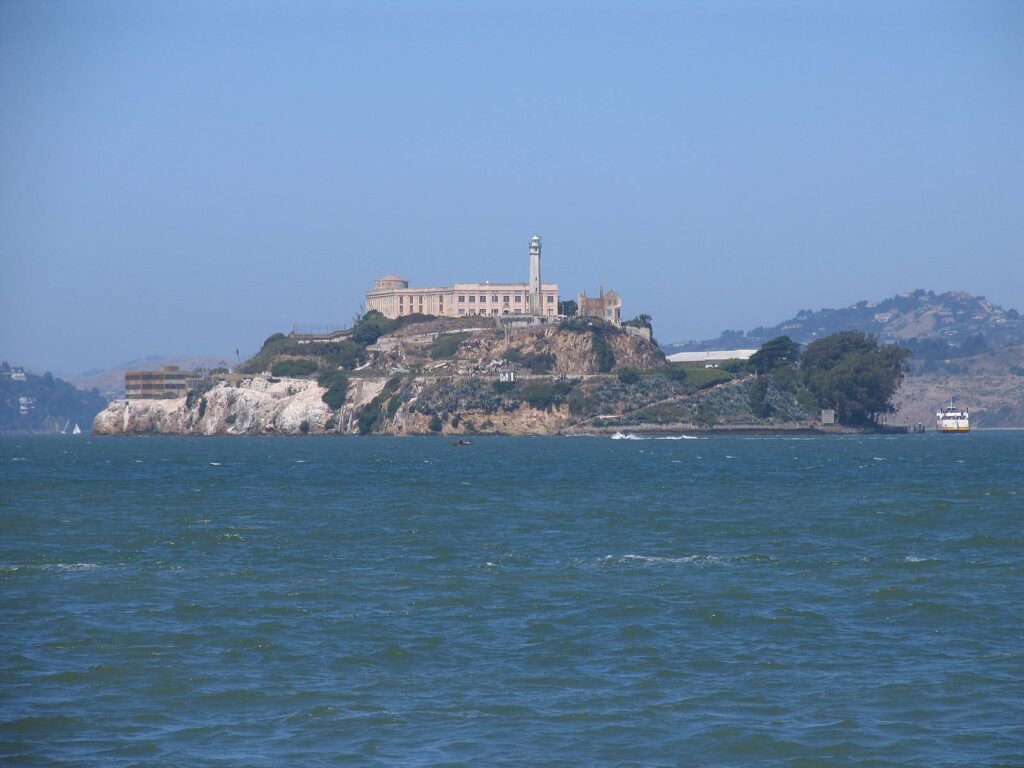 Alcatraz prison sea
