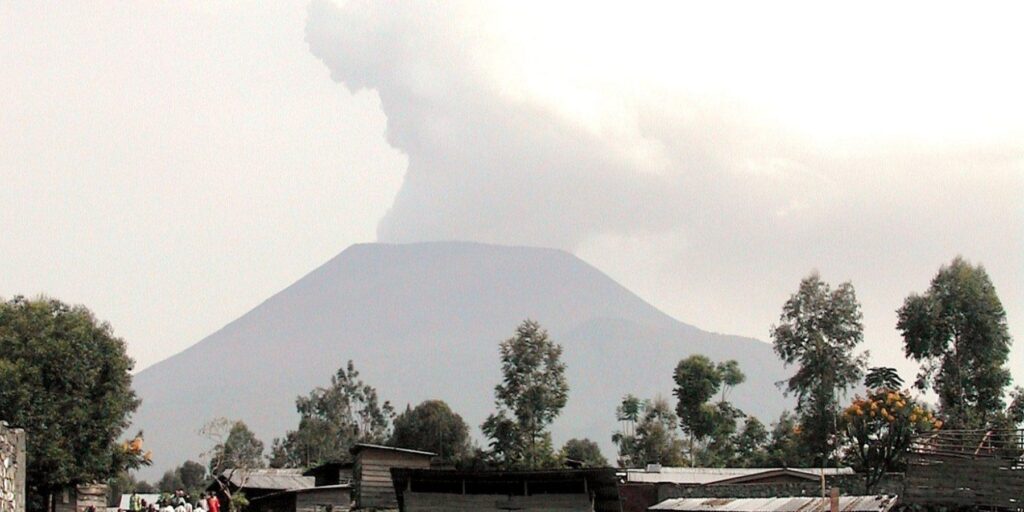 UNOPS Monitoring volcanoes in the Democratic Republic of the