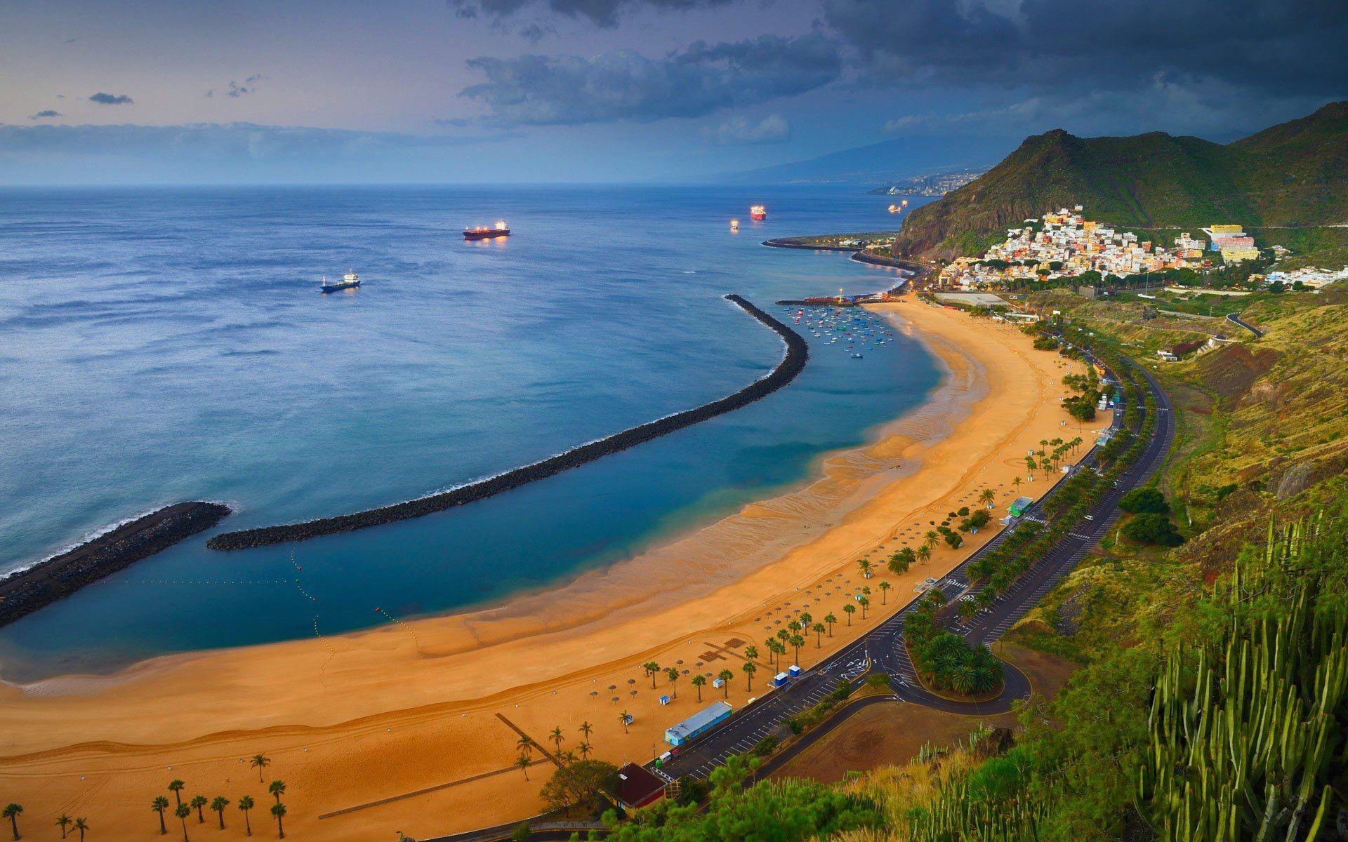 Beach in Tenerife in the Canary Islands 2K Wallpapers and