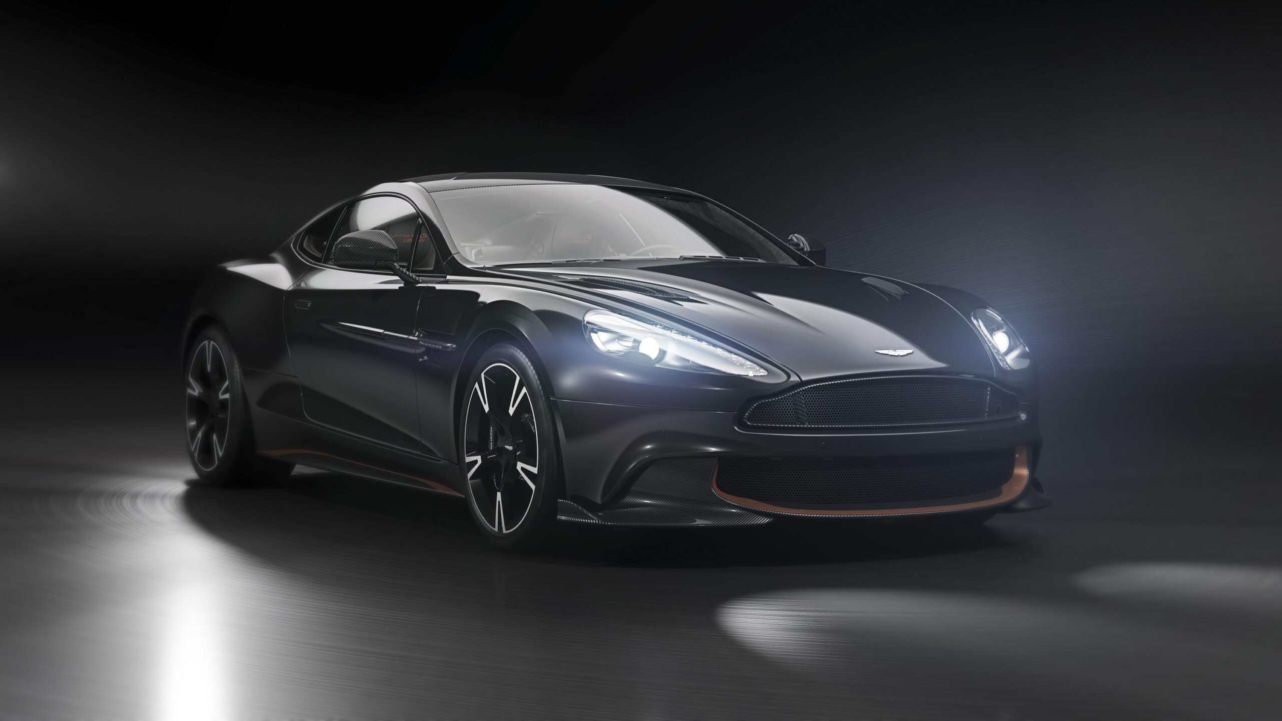 Aston Martin Vanquish S Ultimate Pictures, Photos, Wallpapers