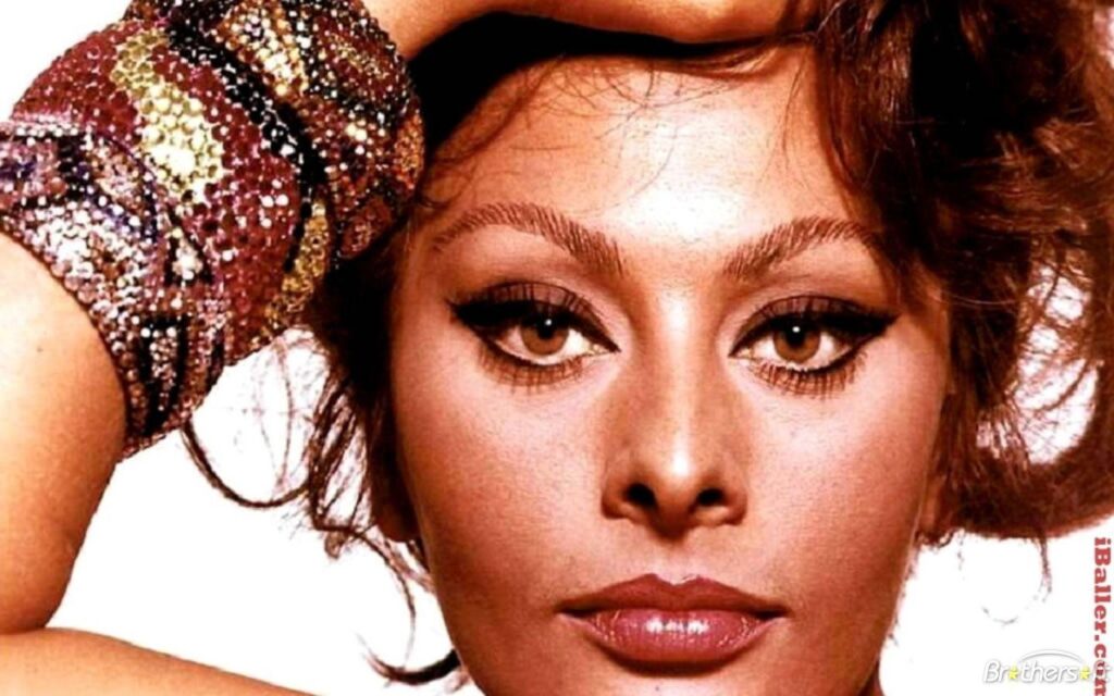 Download Free Sophia Loren on stage wallpaper, Sophia Loren on