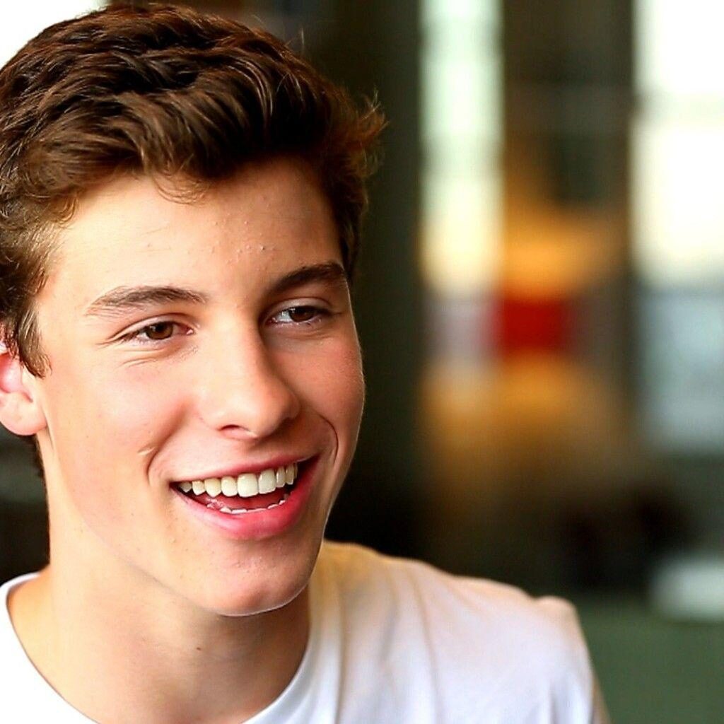 Shawn Mendes Wallpapers 2K