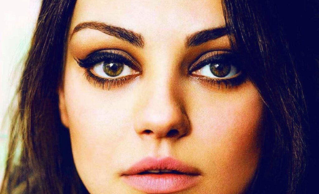 Mila Kunis Eye Wallpapers HD