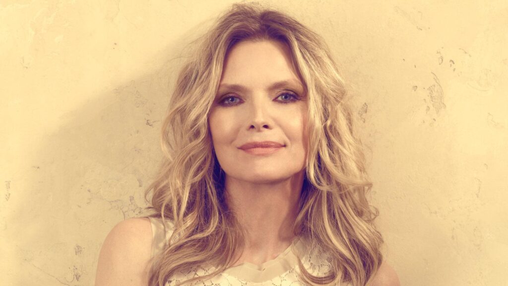 Michelle Pfeiffer 2K Wallpapers