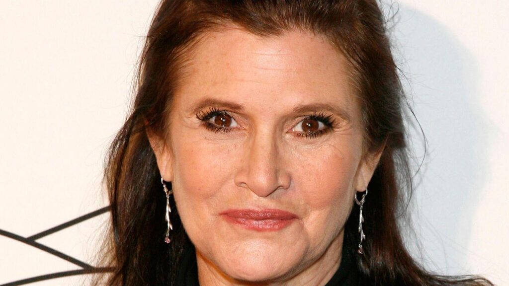 Carrie Fisher really looks like Caitlyn Jenner pics
